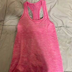 Lululemon Swiftly Tech